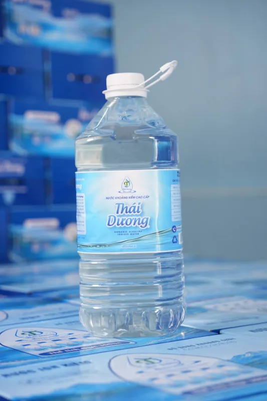 Nước Khoáng Kiềm Cao Cấp Thái Dương Can 5L (Có quai xách)